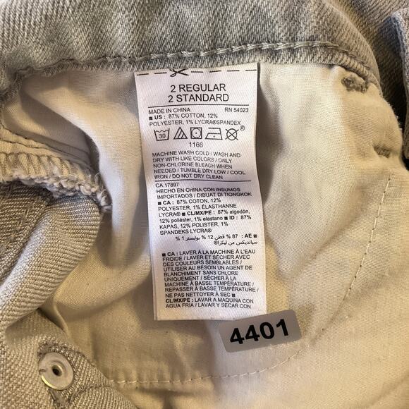 Old Navy Women Shorts 2 REGULAR Gray Denim Boyfriend Distressed Frayed Hem 2.5" - Picture 3 of 10